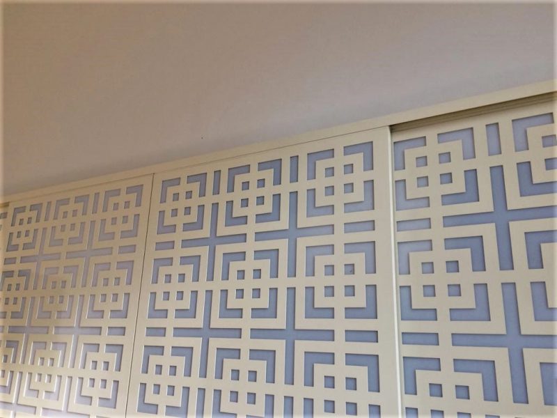 Divisória em Trilho – Design Miami, na cor bege claro