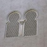 O uso dos painéis perfurados para aplicações em Muxarabi ou Musharabi